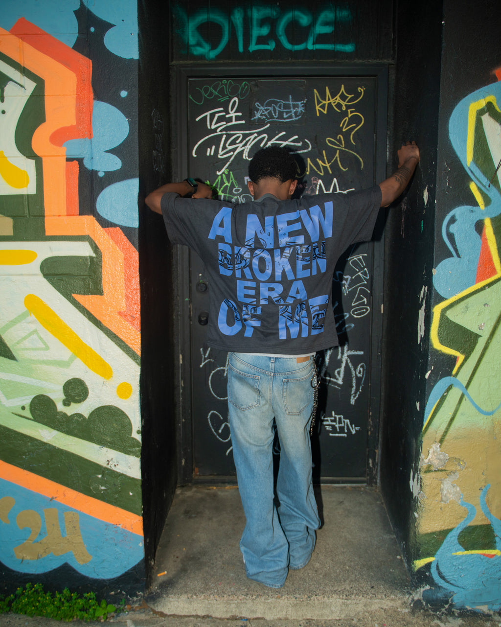 DEMOCRATIC CROPPED BOX TEE